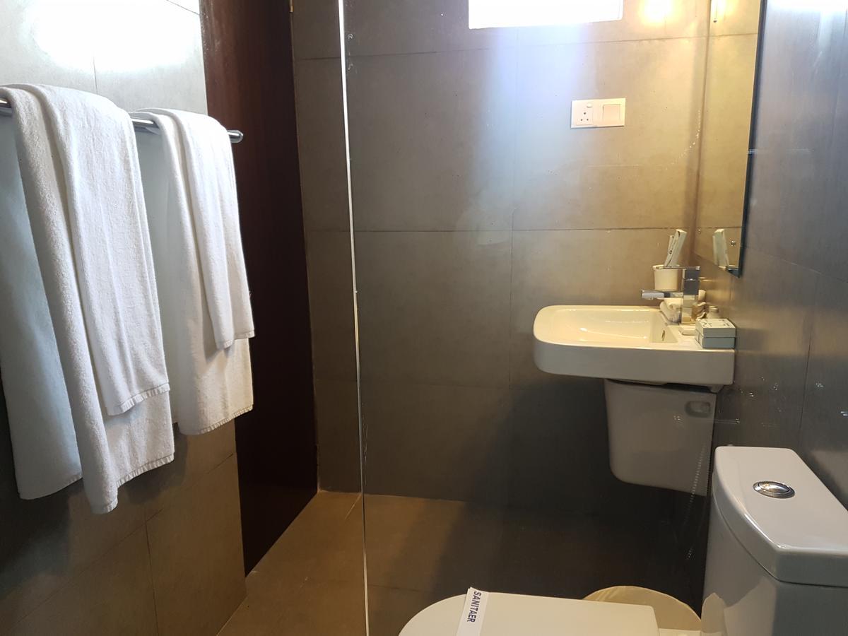A One Hotel - "The Marine" Colombo Buitenkant foto